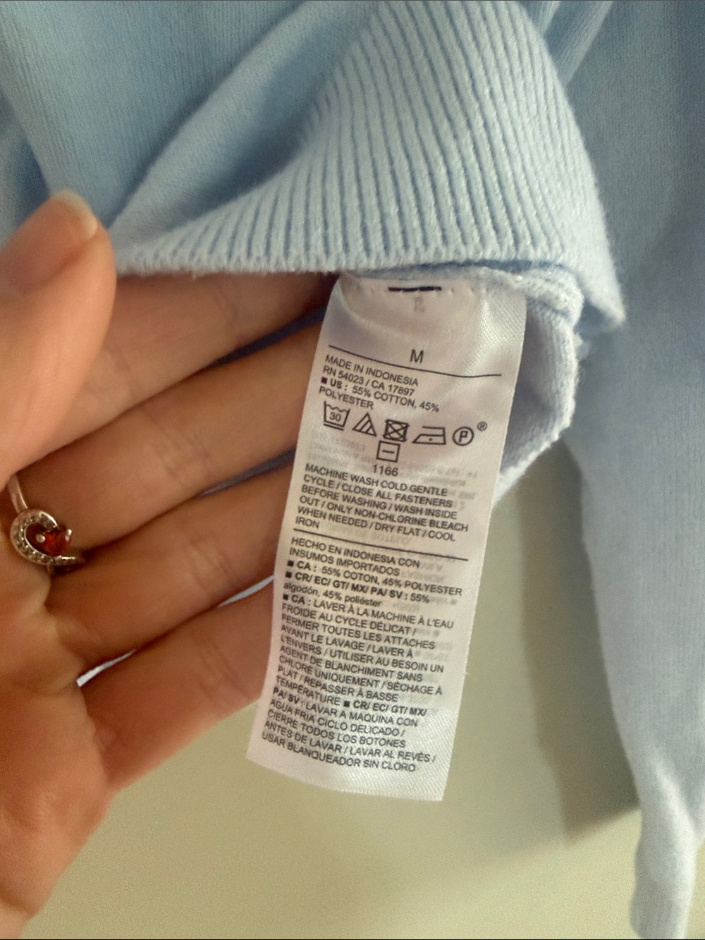 Old Navy Women’s Pale Blue So-Soft Button-Up Crewneck Cardigan Sz M EUC - Picture 3 of 4